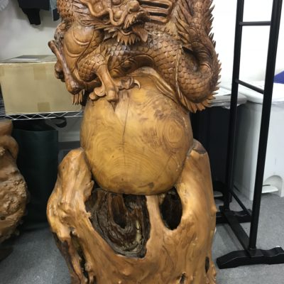 木彫りの龍お買取りさせて頂きました！