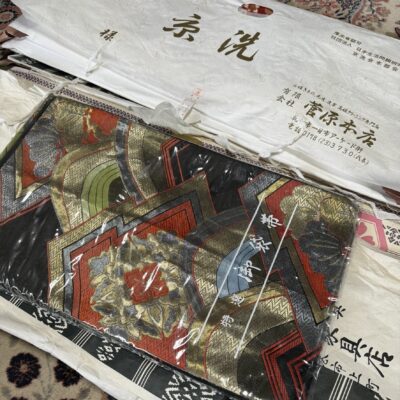 帯をお買取りさせて頂きました。
