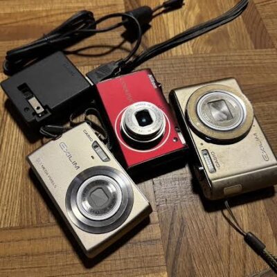 デジタルカメラをお譲り頂きました。