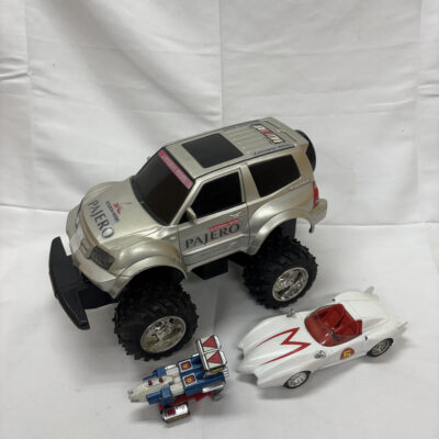 玩具を譲って頂きました。