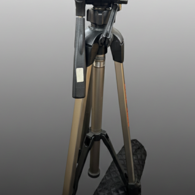SLIK 3段式カメラ用三脚をお買取りさせていただきました。