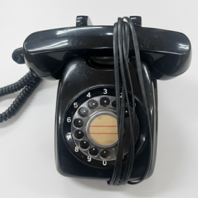 黒電話 600形自動式電話機をお買取りさせていただきました。